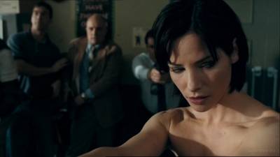 Обитель зла 2: Апокалипсис / Resident Evil 2: Apocalypse